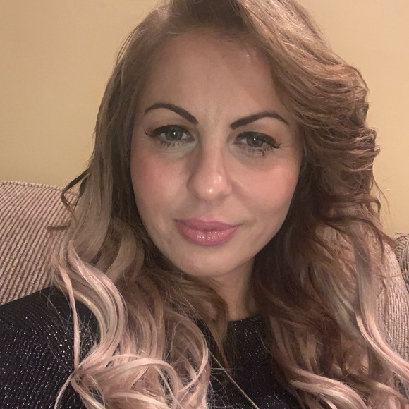 Meet your Posher, Kathy - Picture 1 of 1